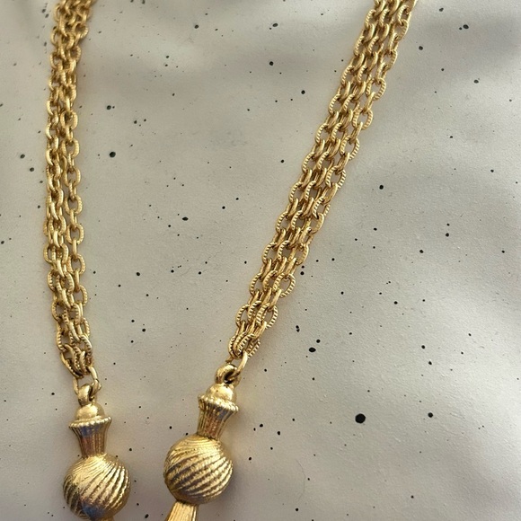 Vintage Gold Tassel Chain Necklace 22 inches - Picture 6 of 8